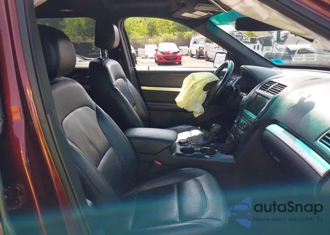 2016 Ford Explorer Xlt z USA, uszkodzony, nr VIN 1FM5K8D8XGGA68382